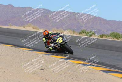 media/Oct-30-2022-CVMA (Sun) [[fb421c3cec]]/Race 11 Amateur Supersport Open/